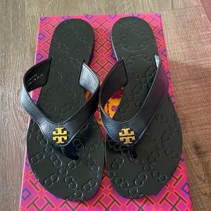 Tory Burch black leather sandals size 5